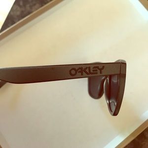 Oakley Frogskins